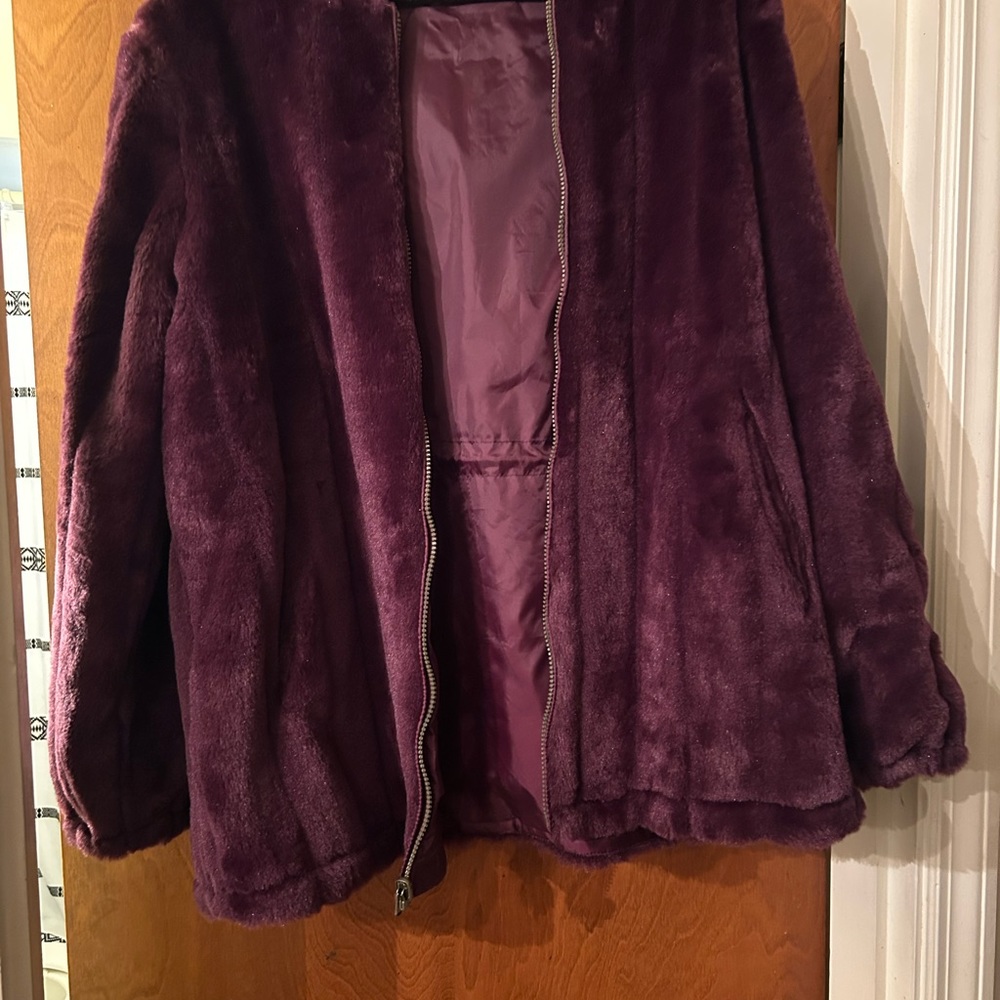 PRETTY PURPLE REVERSIBLE ANORAK FAUX FUR COAT!!